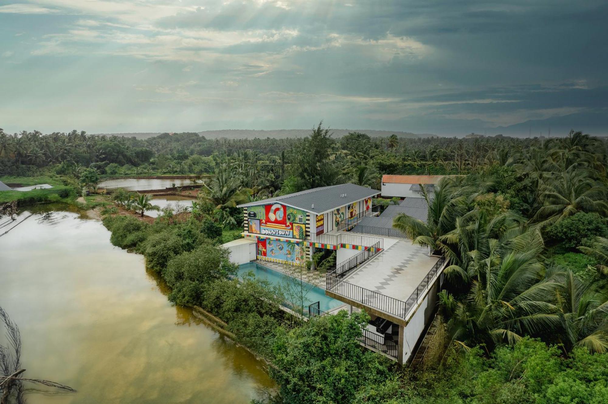Downtown Arambol - The River Side Hostel Екстериор снимка
