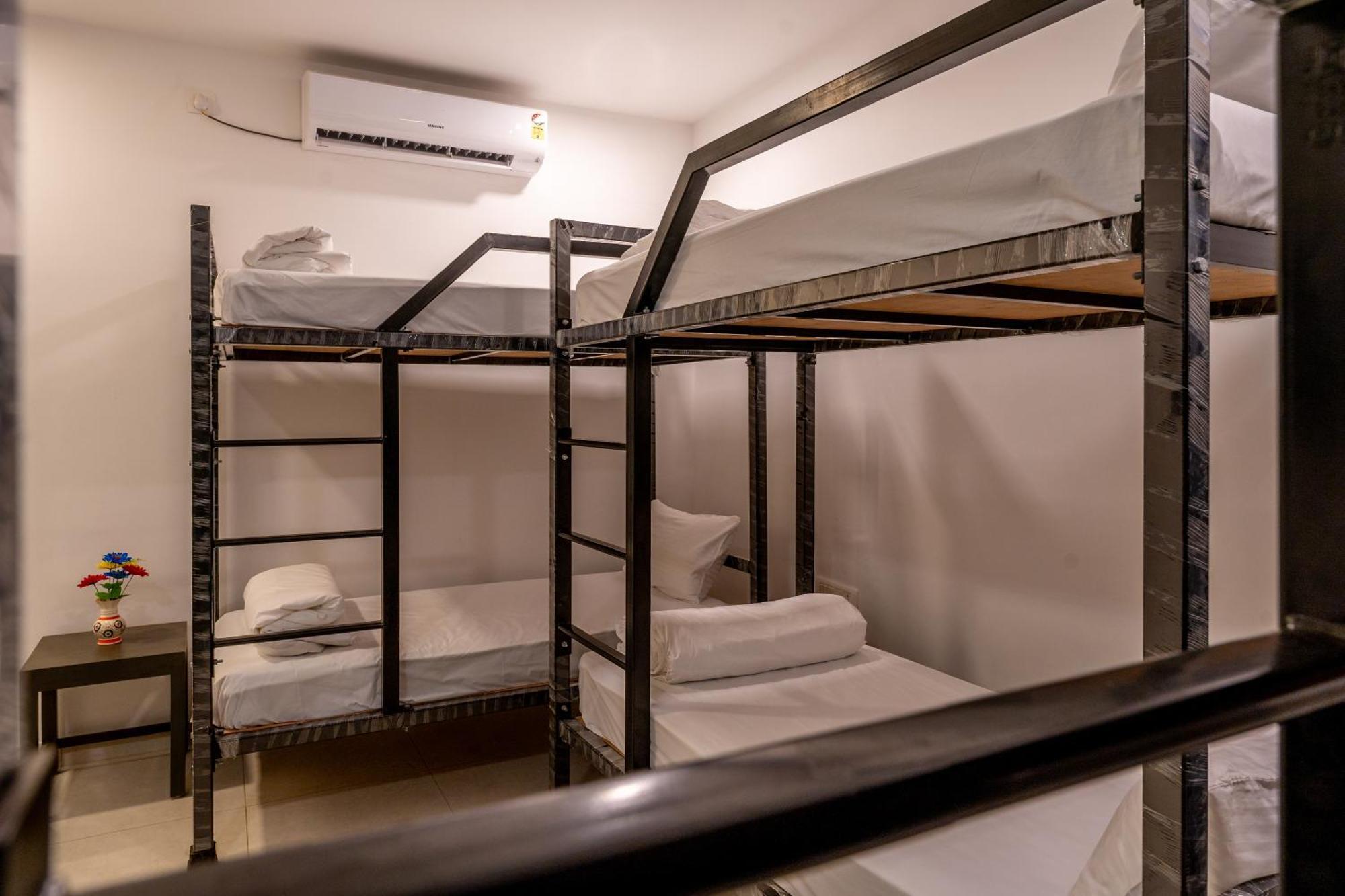 Downtown Arambol - The River Side Hostel Екстериор снимка